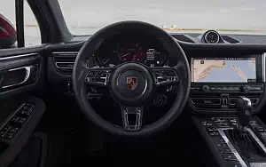   Porsche Macan GTS (Carmine Red) - 2020