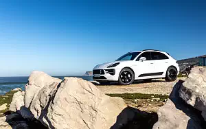   Porsche Macan GTS (Carrara White Metallic) - 2020