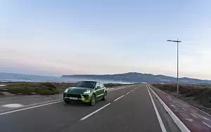   Porsche Macan GTS (Mamba Green Metallic) - 2020