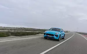   Porsche Macan GTS (Miami Blue) - 2020