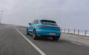   Porsche Macan GTS (Miami Blue) - 2020