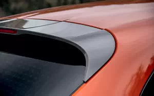   Porsche Macan T (Papaya Metallic) - 2022