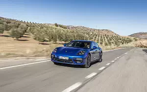   Porsche Panamera Turbo S E-Hybrid Sport Turismo (Sapphire Blue Metallic) - 2017