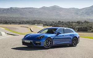   Porsche Panamera Turbo S E-Hybrid Sport Turismo (Sapphire Blue Metallic) - 2017