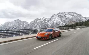   Porsche Panamera 4 E-Hybrid Sport Turismo SportDesign Package (Papaya Metallic) - 2020