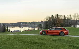   Porsche Panamera 4 E-Hybrid Sport Turismo SportDesign Package (Papaya Metallic) - 2020