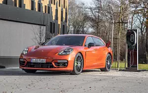   Porsche Panamera 4 E-Hybrid Sport Turismo SportDesign Package (Papaya Metallic) - 2020