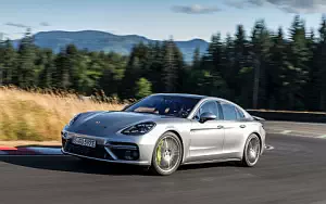   Porsche Panamera Turbo S E-Hybrid - 2017