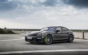   Porsche Panamera Turbo S E-Hybrid - 2017