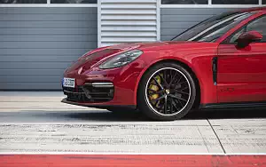   Porsche Panamera GTS - 2018