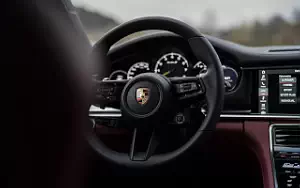   Porsche Panamera Turbo S E-Hybrid (Carrara White Metallic) - 2020