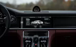   Porsche Panamera Turbo S E-Hybrid (Carrara White Metallic) - 2020