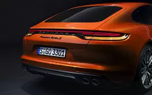  Porsche Panamera Turbo S - 2020
