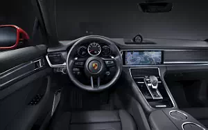   Porsche Panamera Turbo S - 2020