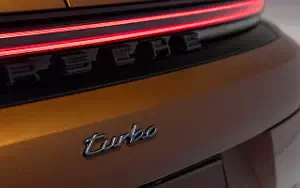   Porsche Panamera Turbo E-Hybrid - 2024