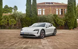   Porsche Taycan 4S Cross Turismo - 2021