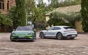   Porsche Taycan Turbo S Cross Turismo - 2021