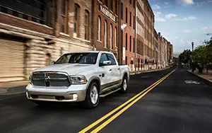  Ram 1500 Laramie Longhorn Crew Cab - 2013
