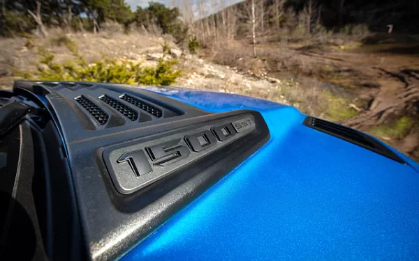 ���� ���������� Ram 1500 Rebel (Hydro Blue/Diamond Black) - 2024