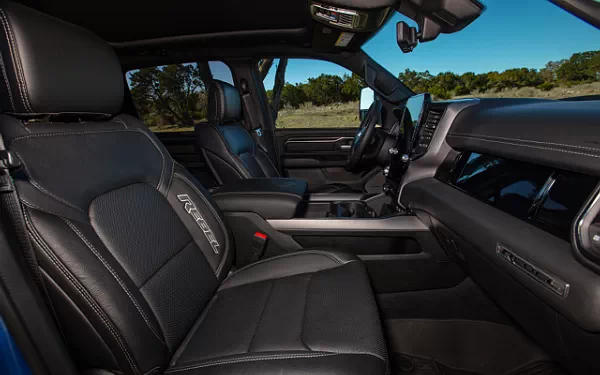 ���� ���������� Ram 1500 Rebel (Hydro Blue/Diamond Black) - 2024