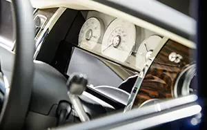   Rolls-Royce Ghost Extended Wheelbase UK-spec - 2014