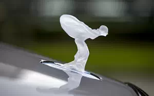   Rolls-Royce Spectre Escapism - 2024