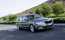   Skoda Superb Combi - 2009
