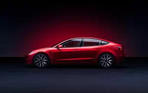   Tesla Model 3 - 2023