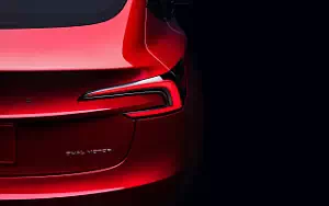   Tesla Model 3 - 2023
