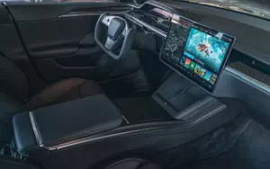   Tesla Model S Plaid - 2021