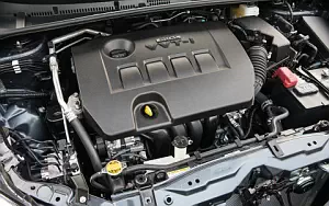   Toyota Corolla SE US-spec - 2016