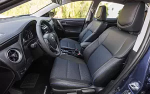   Toyota Corolla SE US-spec - 2016