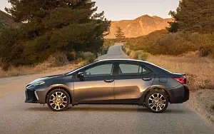   Toyota Corolla XSE US-spec - 2016