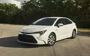  Toyota Corolla LE Hybrid Sedan US-spec - 2019
