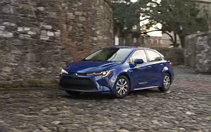   Toyota Corolla LE Hybrid Sedan US-spec - 2019