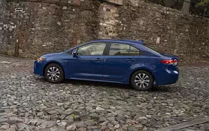   Toyota Corolla LE Hybrid Sedan US-spec - 2019