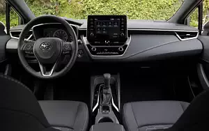   Toyota Corolla SE Hatchback US-spec - 2019