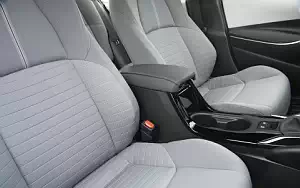   Toyota Corolla SE Sedan US-spec - 2019