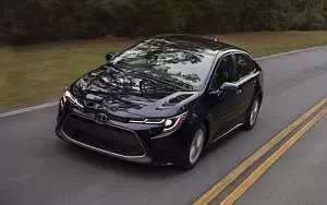   Toyota Corolla XLE Sedan US-spec - 2019
