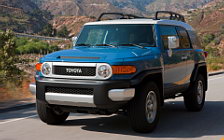   Toyota FJ Cruiser - 2011