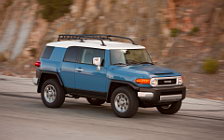   Toyota FJ Cruiser - 2011