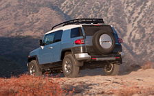   Toyota FJ Cruiser - 2011
