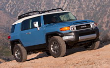   Toyota FJ Cruiser - 2011