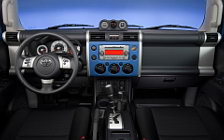   Toyota FJ Cruiser - 2011