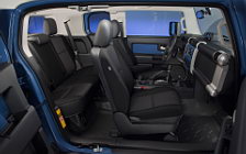   Toyota FJ Cruiser - 2011