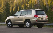   Toyota Land Cruiser 200 US-spec - 2008