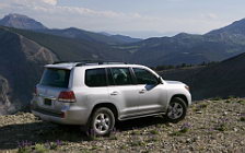   Toyota Land Cruiser 200 US-spec - 2008
