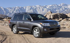   Toyota Land Cruiser 200 US-spec - 2013