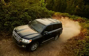   Toyota Land Cruiser 200 US-spec - 2016