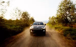   Toyota Land Cruiser 200 US-spec - 2016